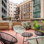 Rent 4 bedroom apartment in Barcelona