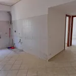 Affitto 3 camera appartamento di 56 m² in Roma