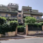 Rent 3 bedroom apartment of 80 m² in Roma