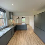 Rent 4 bedroom flat in Irnham