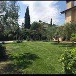 Rent 6 bedroom house of 190 m² in Trevignano Romano