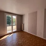 Appartement de 105 m² avec 5 chambre(s) en location à Reims