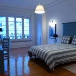 Rent a room of 210 m² in lisbon