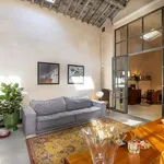 Rent 2 bedroom apartment of 160 m² in Florence