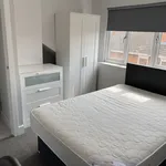 Rent 5 bedroom house in Worcester