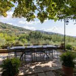 Rent 12 bedroom apartment of 300 m² in Cortona