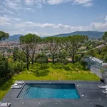 Rent 7 bedroom house of 315 m² in Cannes