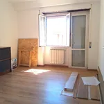 Rent 3 bedroom apartment of 105 m² in Roma