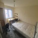 Rent 6 bedroom house in East Midlands