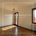 Rent 5 bedroom apartment of 100 m² in Vicenza