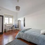 Rent a room in lisbon