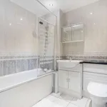 Rent 2 bedroom apartment of 65 m² in london