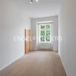 Rent 3 bedroom apartment of 60 m² in Prague