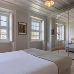 Rent 5 bedroom apartment of 114 m² in Lisboa