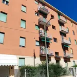 Affitto 3 camera appartamento di 59 m² in Casalecchio di Reno