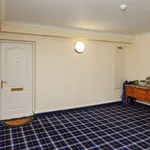 Rent 3 bedroom apartment in Scotland