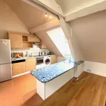 Rent 3 bedroom apartment of 71 m² in Paris 