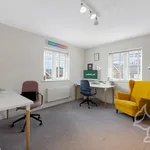 Rent 4 bedroom apartment in Colchester