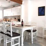 Rent 3 bedroom house of 210 m² in Marbella