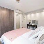 Rent 3 bedroom flat in London