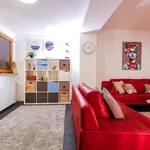 Rent 1 bedroom apartment of 145 m² in Dusseldorf