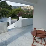 Ενοικίαση 3 υπνοδωμάτιο σπίτι από 175 m² σε Καλύβια Θορικού