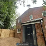 Rent 3 bedroom house in South East England