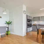 Miete 4 Schlafzimmer wohnung von 135 m² in Düsseldorf