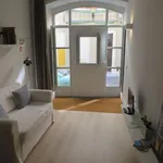 Rent 1 bedroom apartment in Lisbon