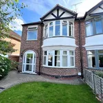 Rent 5 bedroom flat in West Midlands