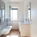 Rent 3 bedroom apartment of 110 m² in Milano