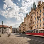 Pronajměte si 2 ložnic/e byt o rozloze 186 m² v Prague