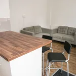 Rent 4 bedroom house in Leeds