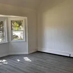 Rent 3 bedroom house in Hicksville