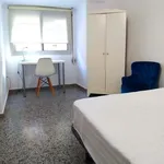 Rent a room of 160 m² in Valencia