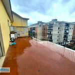 Affitto 2 camera appartamento di 60 m² in Naples