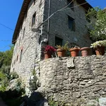 Rent 5 bedroom house of 150 m² in Pescaglia