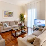 Rent 4 bedroom apartment of 200 m² in Barcelona