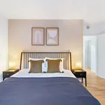 Miete 2 Schlafzimmer wohnung von 743 m² in Zurich