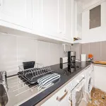 Appartement de 100 m² avec 1 chambre(s) en location à Paris