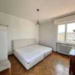 Rent 4 bedroom apartment of 54 m² in Florence