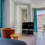 Rent 1 bedroom apartment of 40 m² in Lisbon