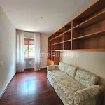 Rent 5 bedroom apartment of 200 m² in Milan