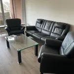 Miete 4 Schlafzimmer wohnung von 80 m² in Frankfurt am Main