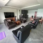 Rent 4 bedroom house of 215 m² in Phuket