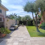 Rent 4 bedroom house of 120 m² in Palermo