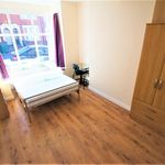 Rent 4 bedroom house in Coventry