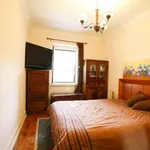 Rent a room in lisbon