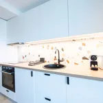 Appartement de 300 m² avec 2 chambre(s) en location à Lyon