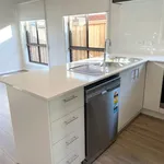 Rent 3 bedroom house in Thornhill Park